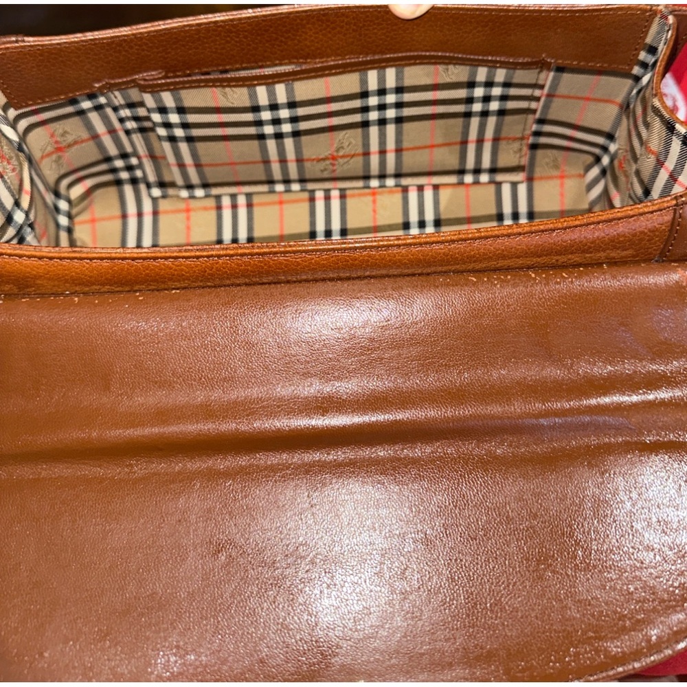 BURBERRYS Vintage Top Handle Satchel in Brown Pebble Grain Leather, Pre-1999 - Picture 14 of 16